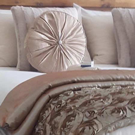Caza Blanca Apartments Boksburg Bagian luar foto